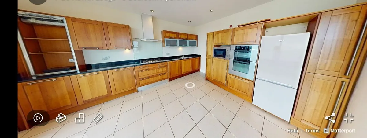 Kitchen - Image 2