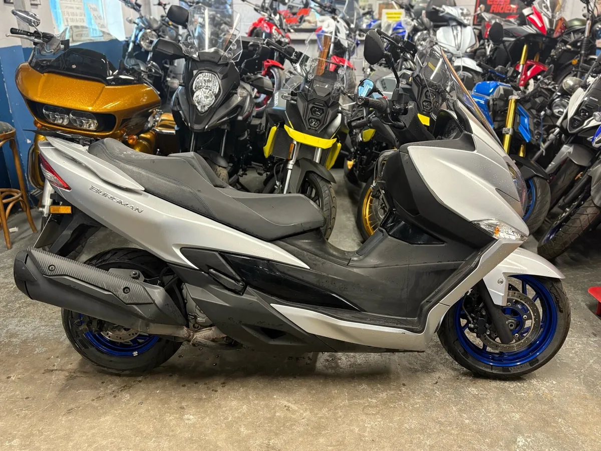 2022 Suzuki Burgman 400 - Image 1