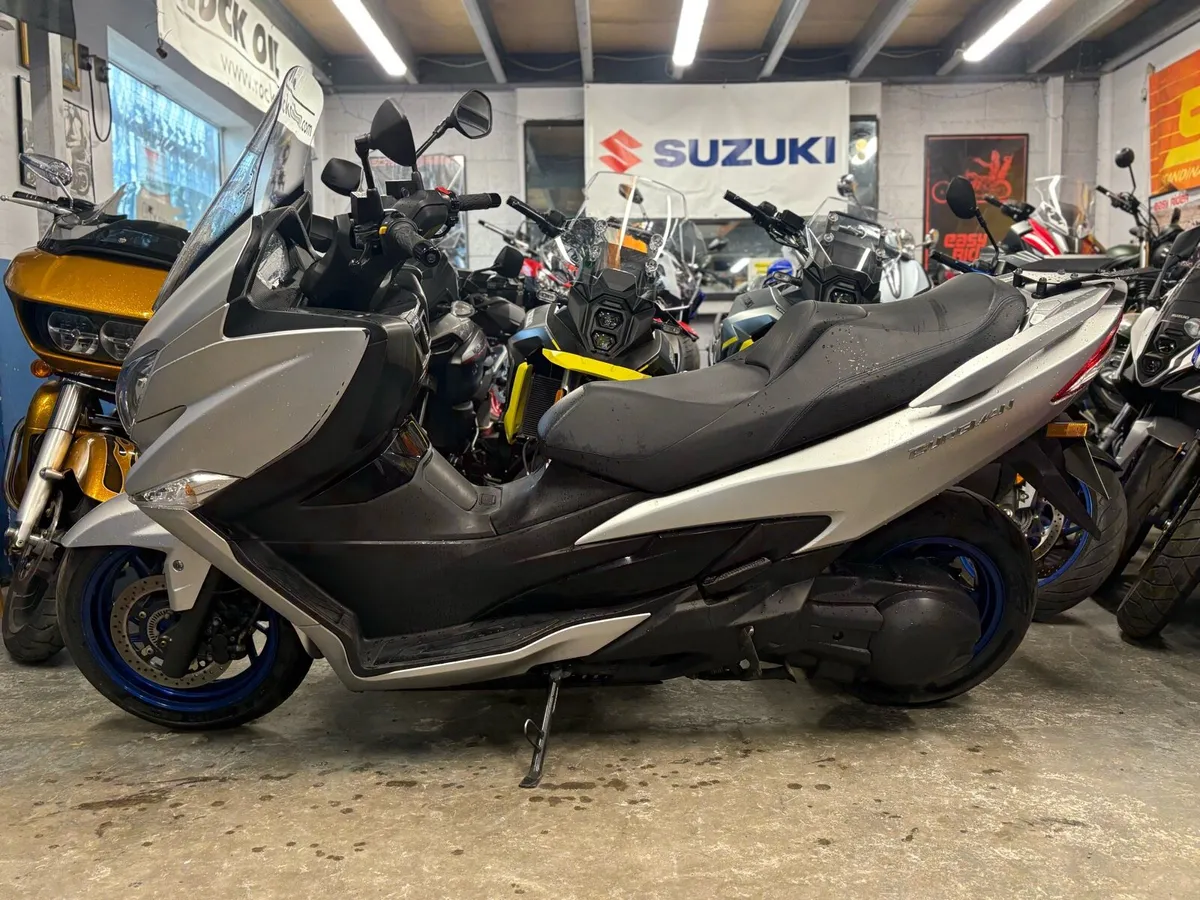 2022 Suzuki Burgman 400 - Image 4