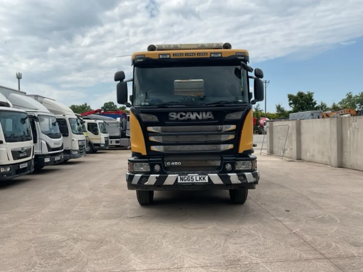2016 Scania G450 8x4 Tipper - Image 2