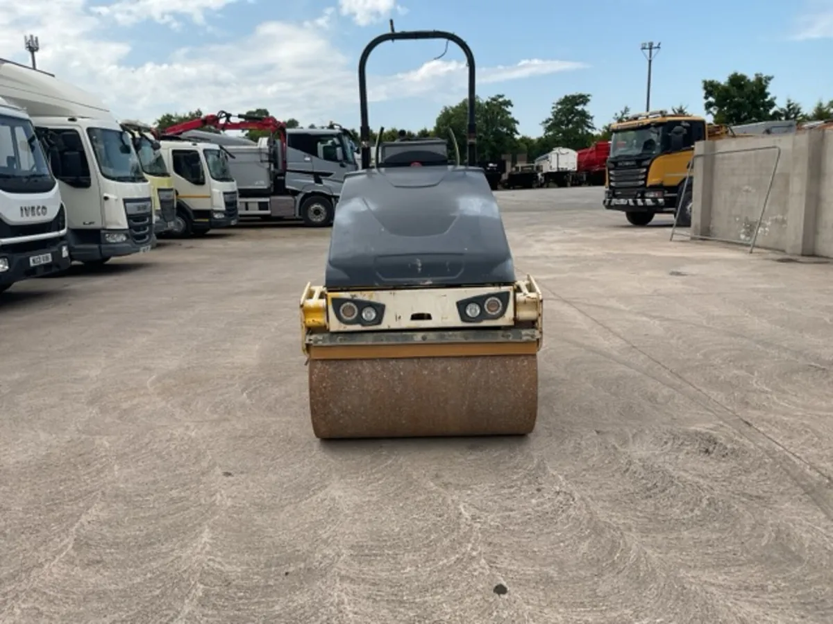 2015 Bomag BW120 AD-5 Double Drum Vibrating Roller - Image 3