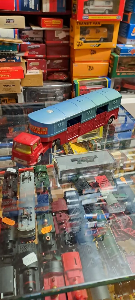 Vintage Corgi 1970's Chipperfield Circus Truck - Image 1