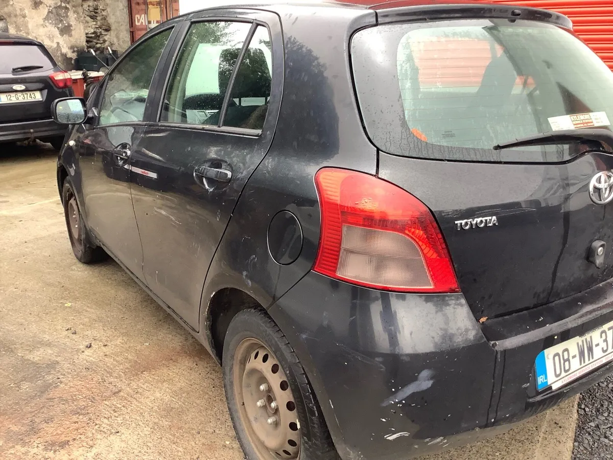 Toyota Yaris - Image 1