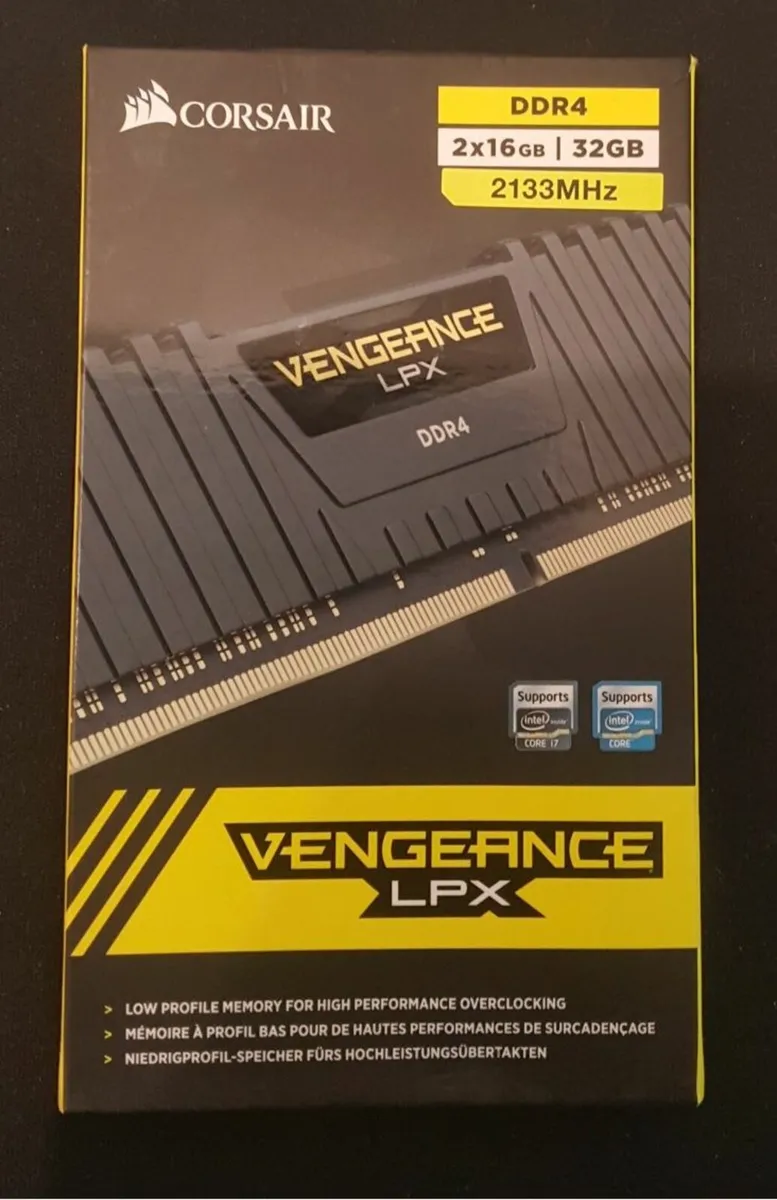 Corsair Vengeance DDR4 RAM 32GB