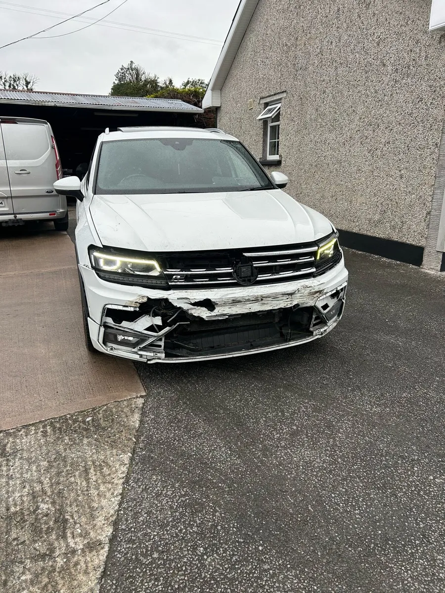 2019 Vw Tiguan, r line, - Image 4