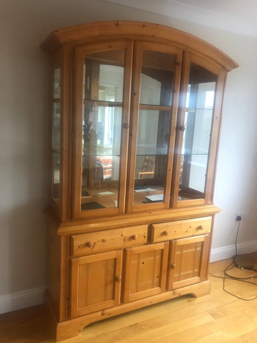 Display Cabinet - Image 2