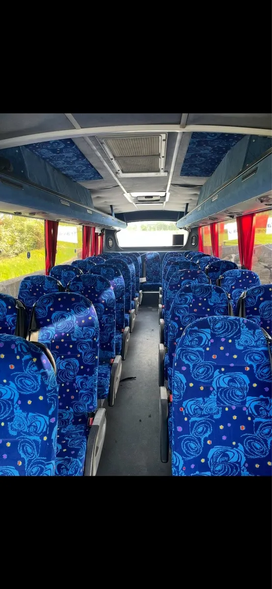 MERCEDES 33 SEATER - Image 4