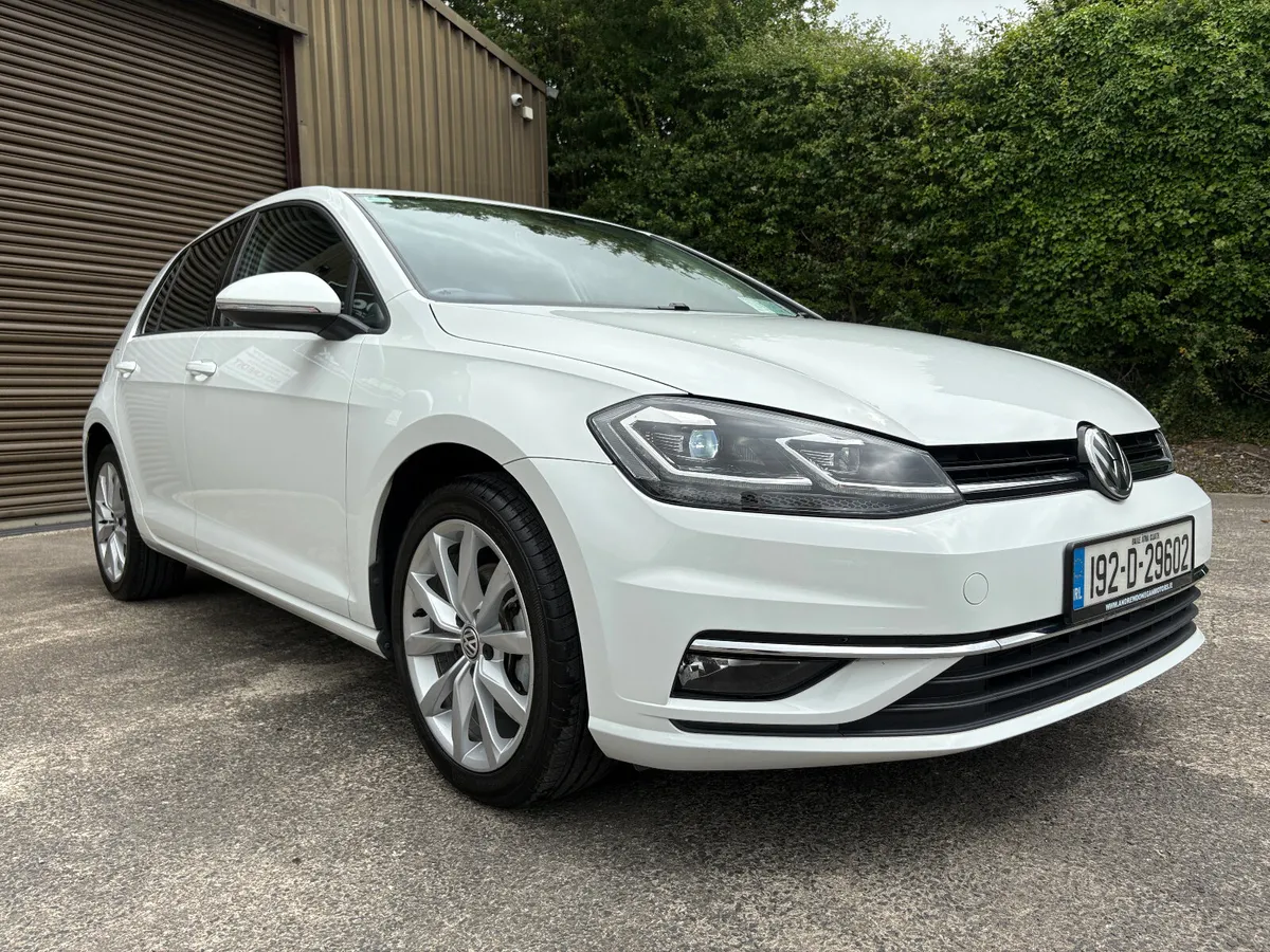 Volkswagen Golf 2019 ONLY 28000KM AUTOMATIC - Image 3
