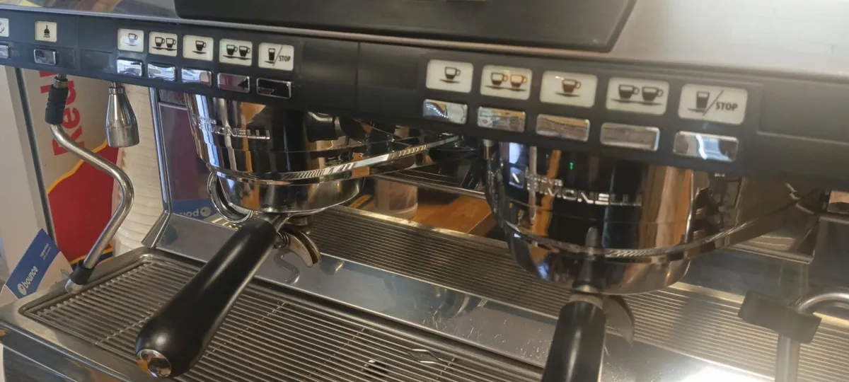 Nuovo Simonelli Aurelia 2 coffee machine - Image 4