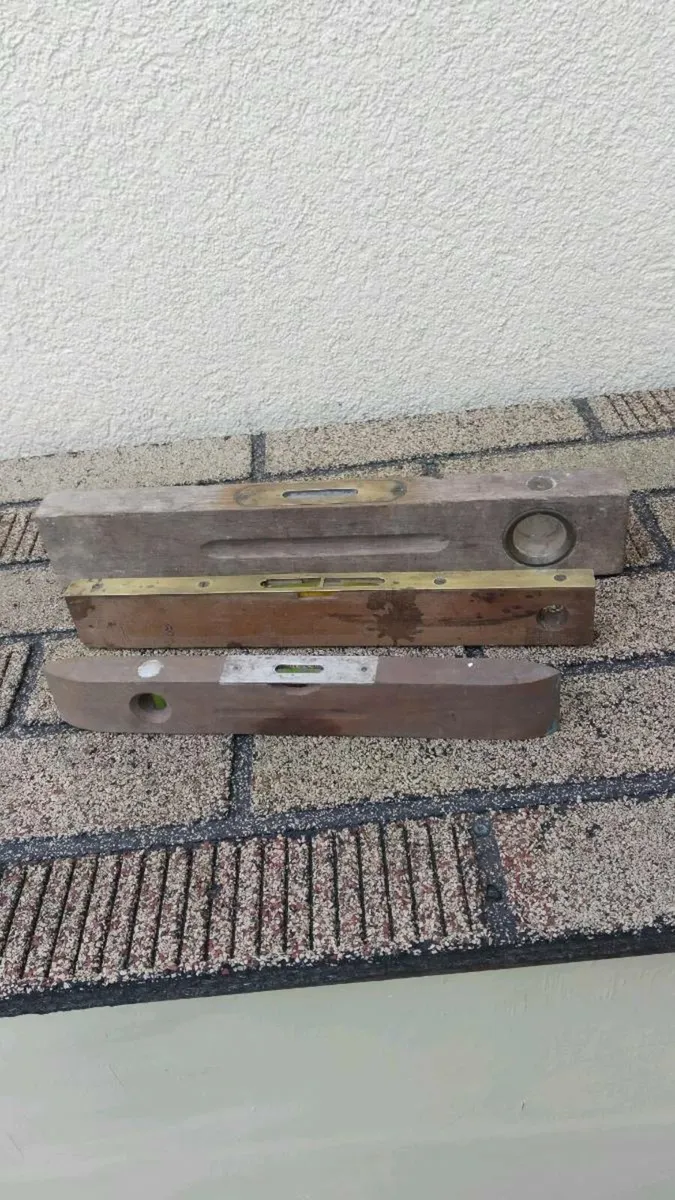 3. Antique wooden levels - Image 1