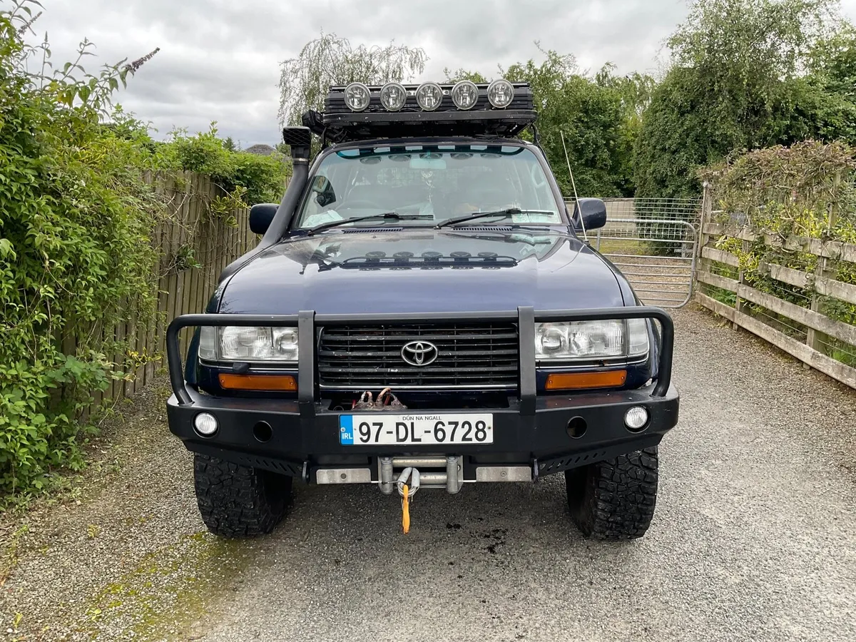 Toyota Land Cruiser 1997 - Image 1