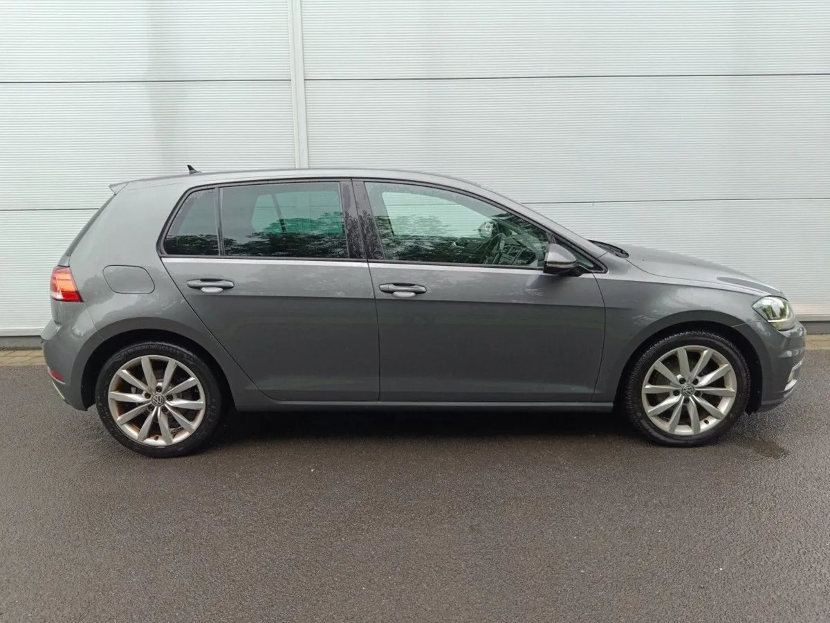 Volkswagen Golf 1.6 TDI 5DR 115HP Highline - Image 2