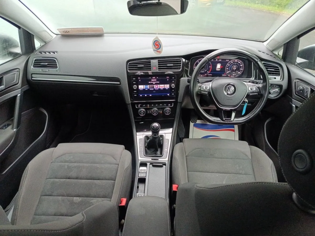 Volkswagen Golf 1.6 TDI 5DR 115HP Highline - Image 4