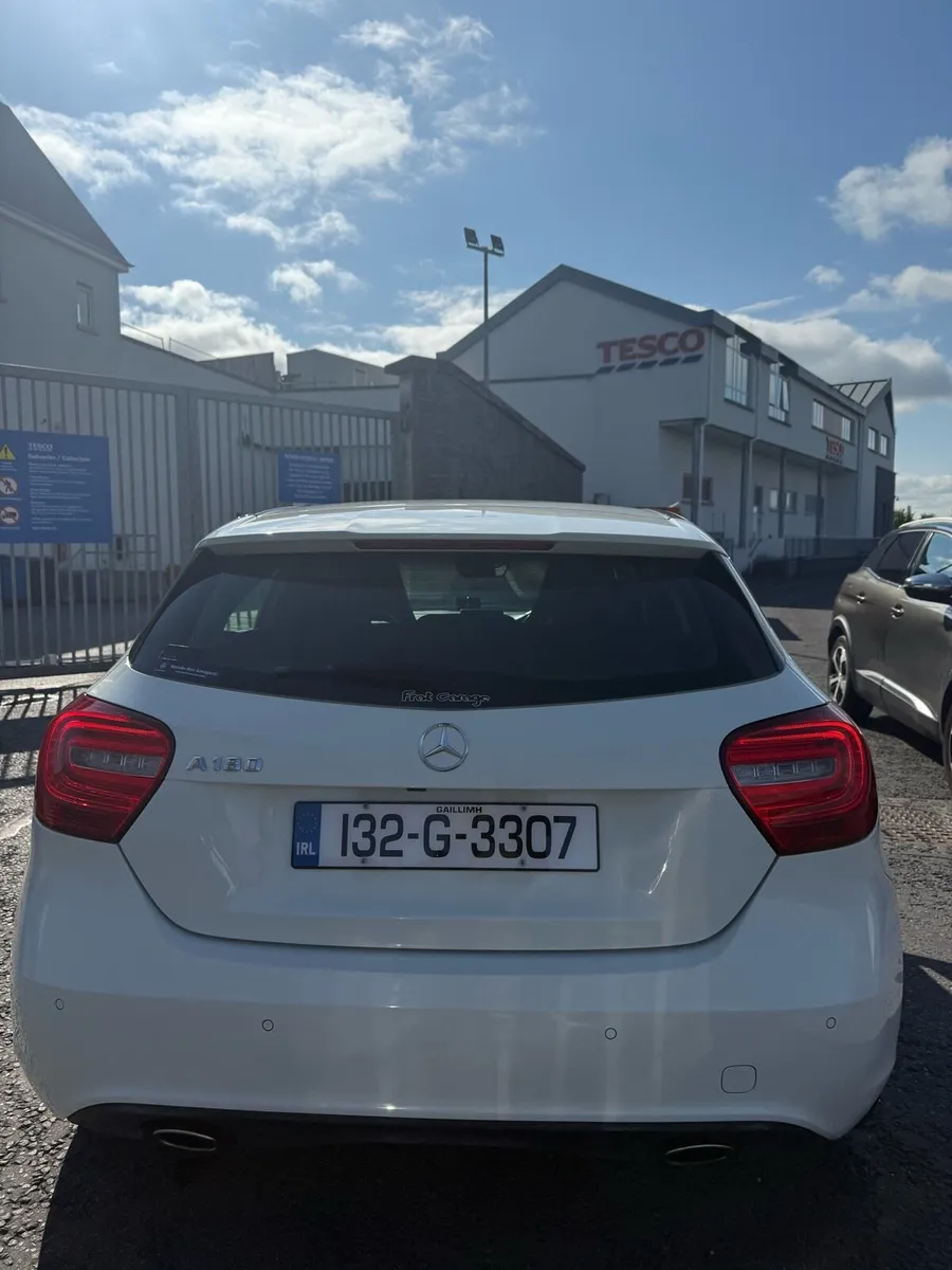 Car - Image 4