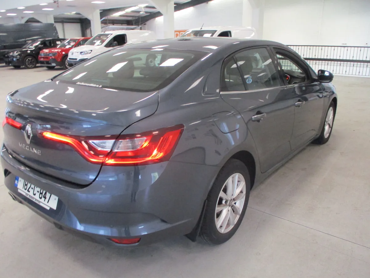Renault Megane 2018 DYNAMIQUE 1.5 DSL - Image 4