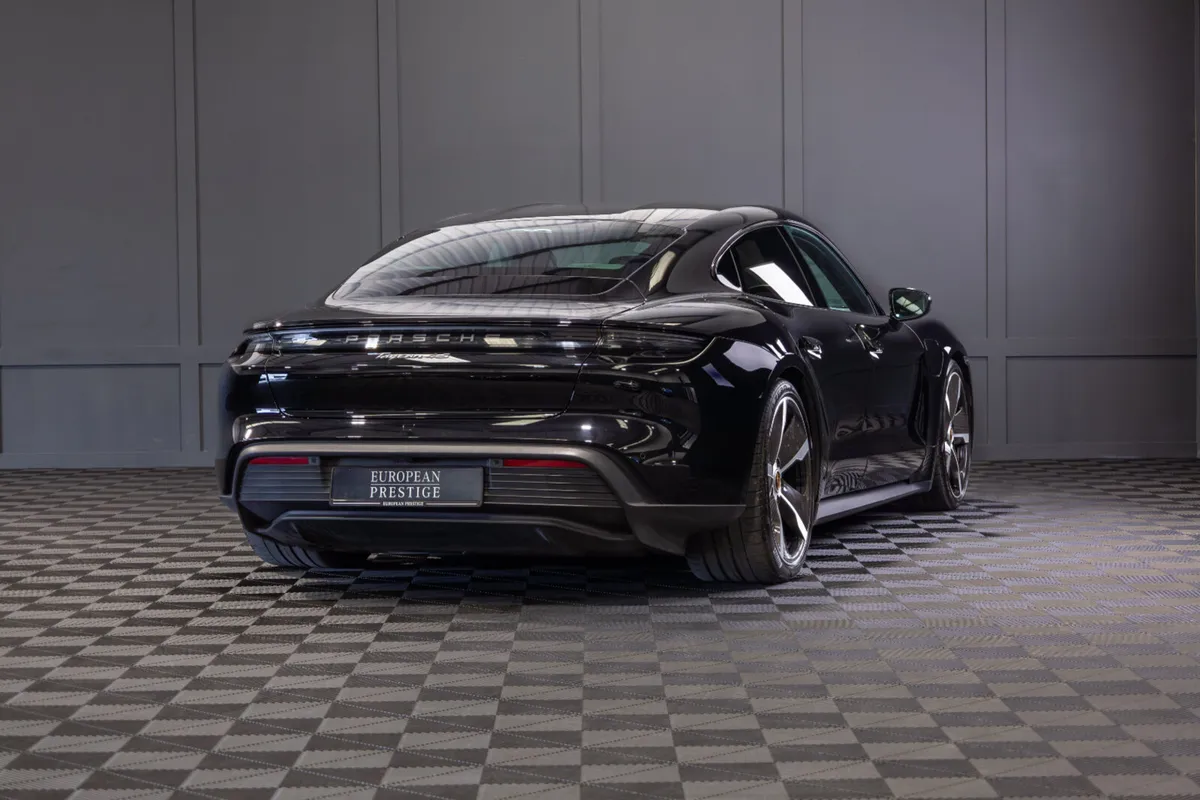 2022 Porsche Taycan 4S - Image 3