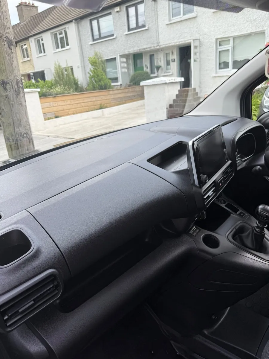Citroen Berlingo 2021 - Image 1