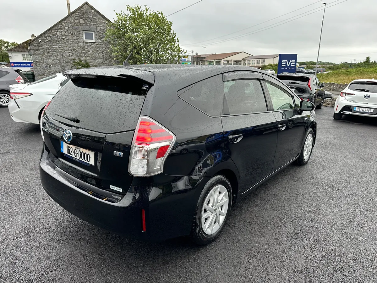 7 seats - Low Mileage- Hybrid Self Charging - Image 3
