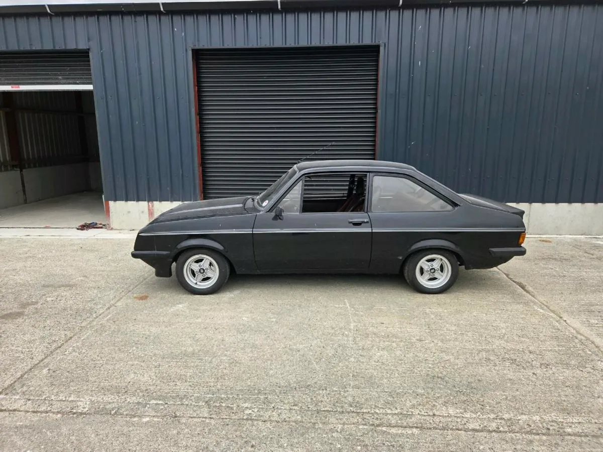Ford escort rs2000 - Image 1
