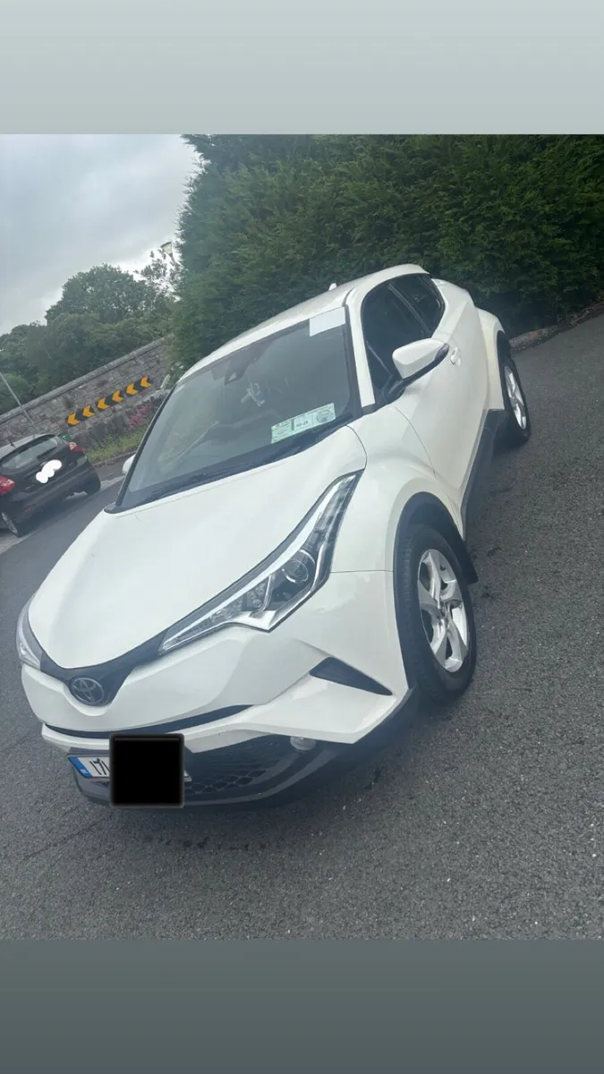 171 Toyota CHR 1.2 litre turbocharged petrol - Image 3