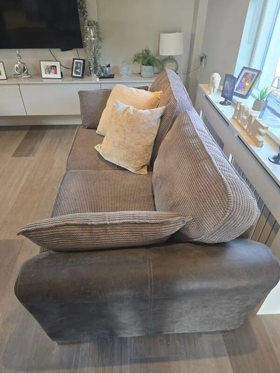 2 x 3 seater sofa. - Image 3