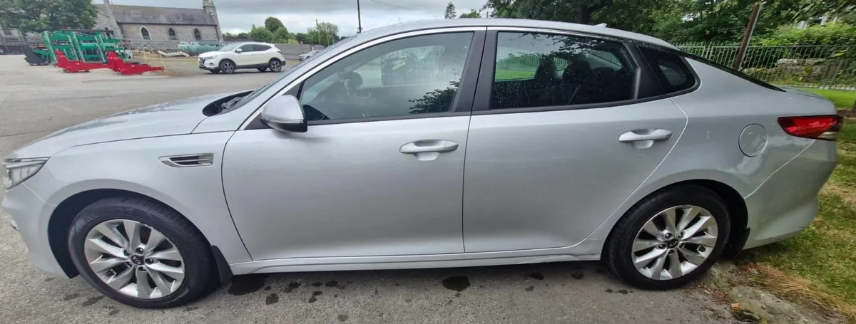 Kia Optima 2017 - Image 4