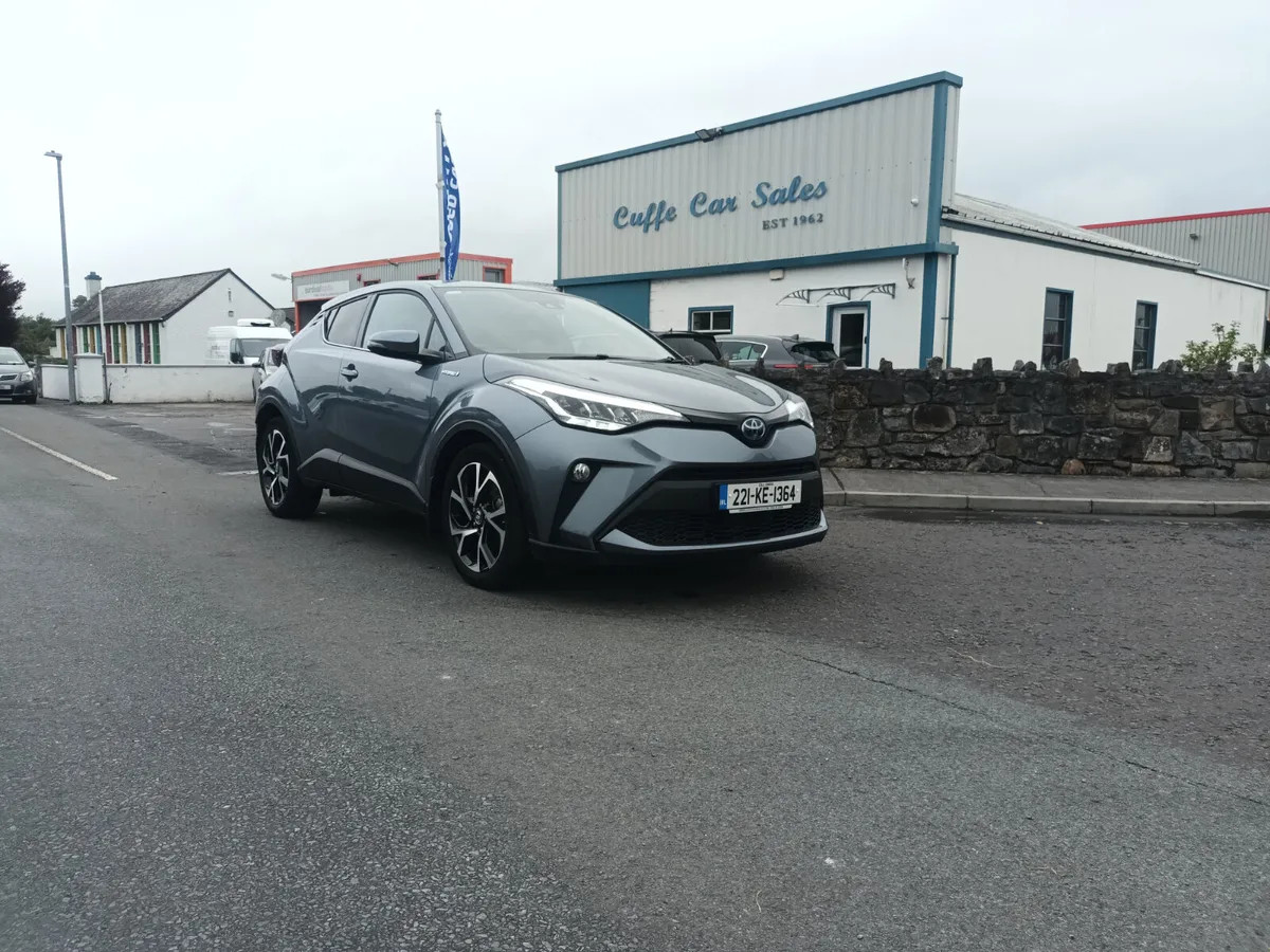 2022 Toyota C-HR 1.8 HYBRID SPORT - Image 1