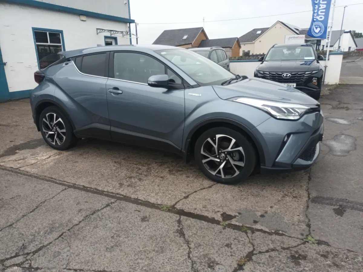 2022 Toyota C-HR 1.8 HYBRID SPORT - Image 2