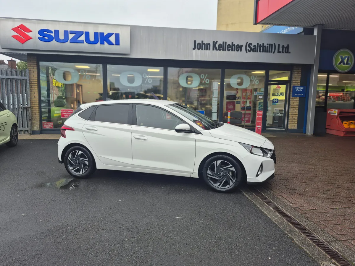 Hyundai i20 only 10000klms - Image 1