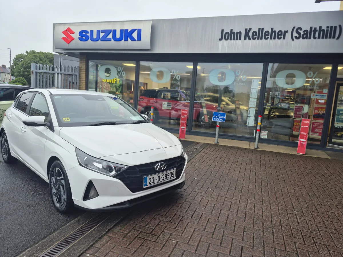 Hyundai i20 only 10000klms - Image 2