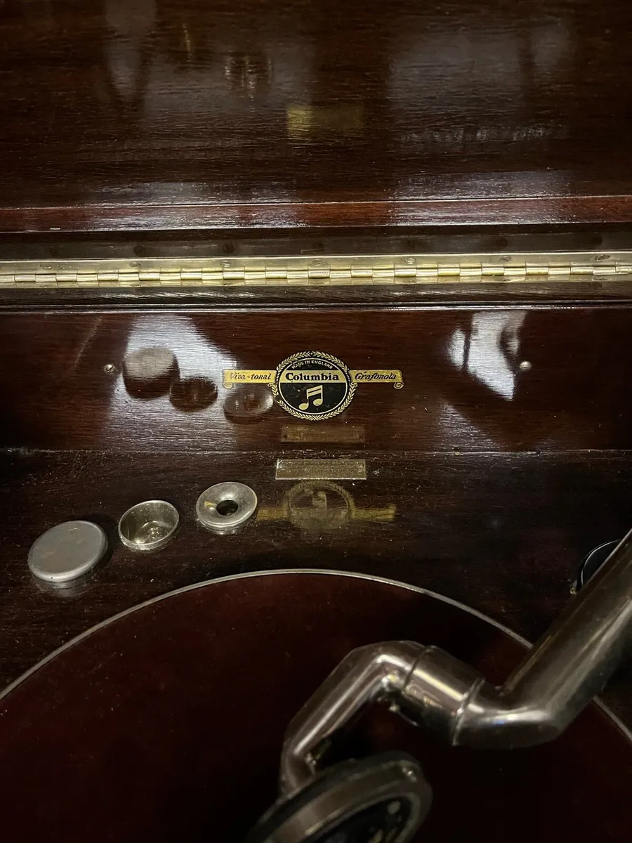 Antique Columbia Wind Up Gramophone - Image 3