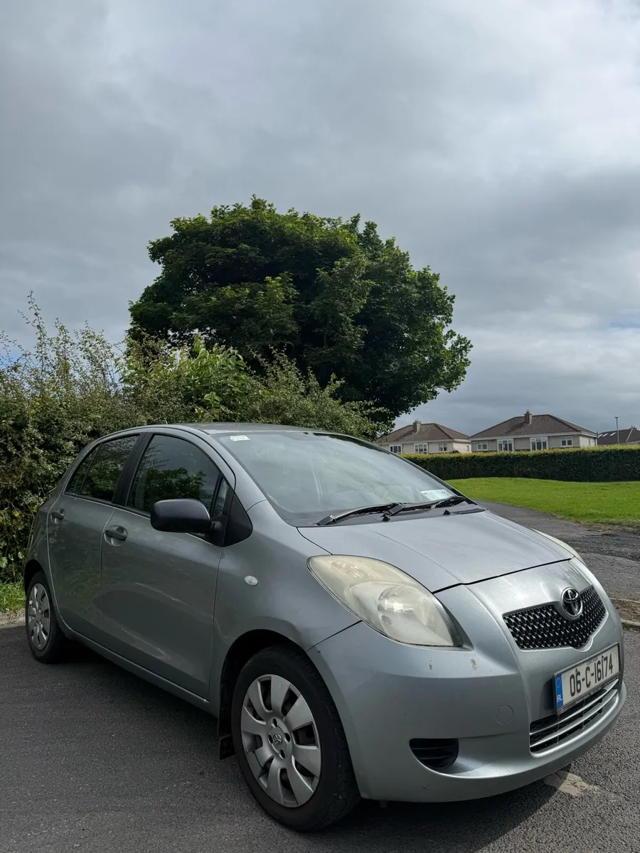 Toyota Yaris 2006 - Image 3