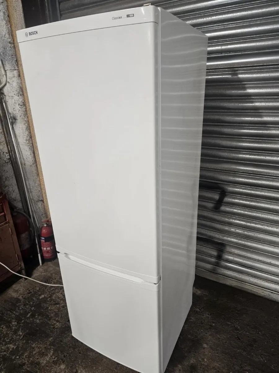 Fridge freezer - Image 2