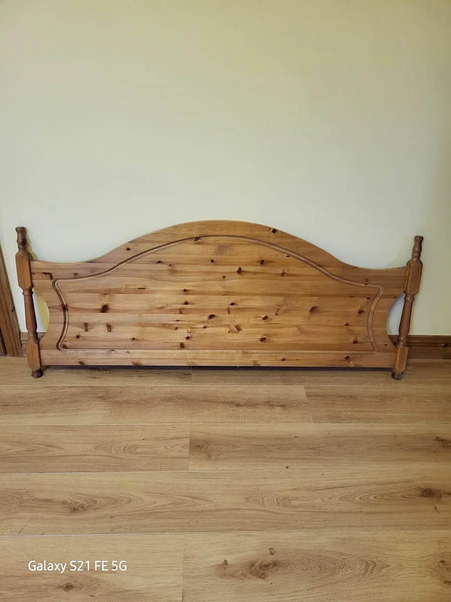 Solid wooden headboard Double bed - Image 1