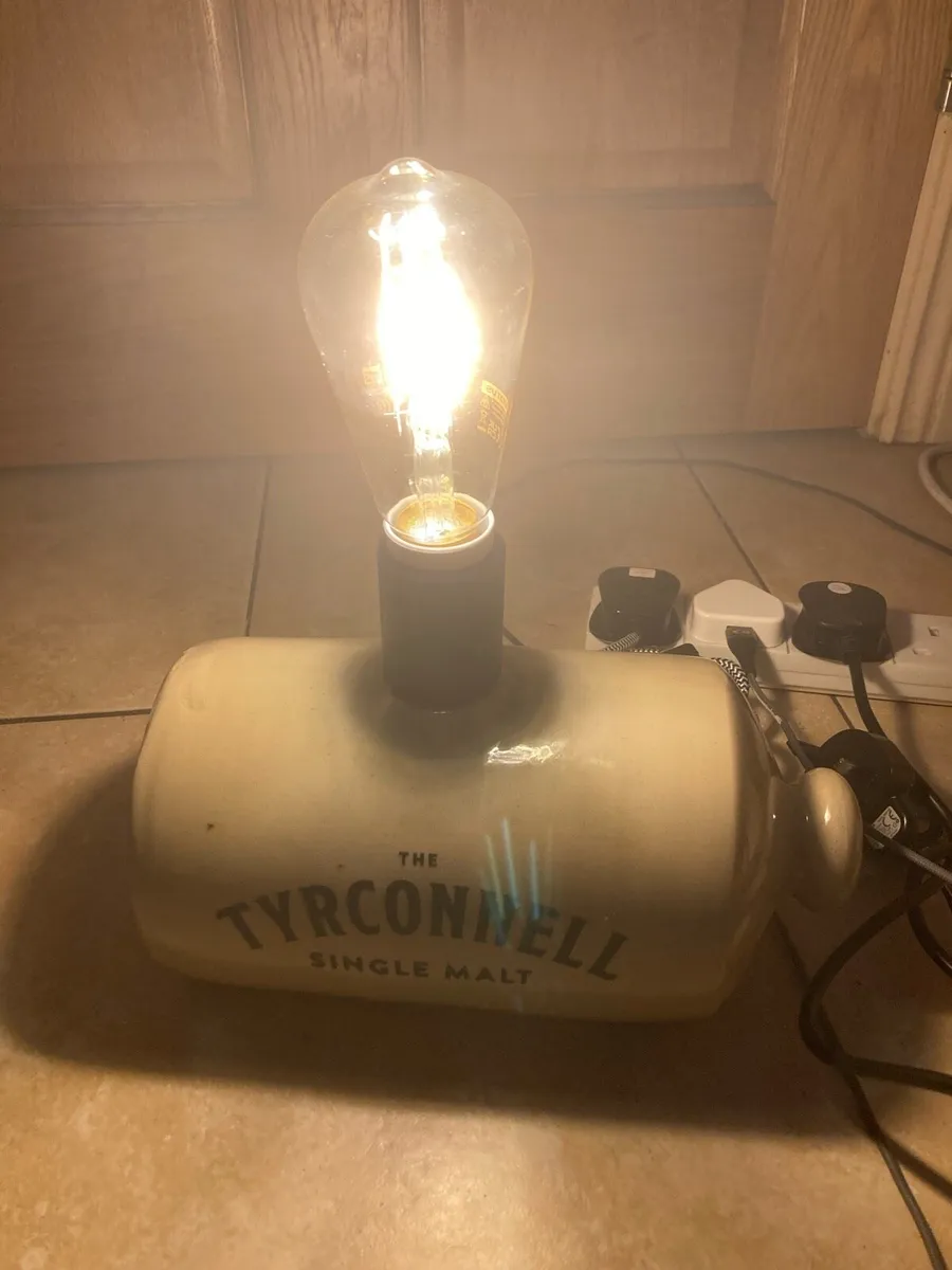 Irish whiskey stone ware bottle lamp - Image 3