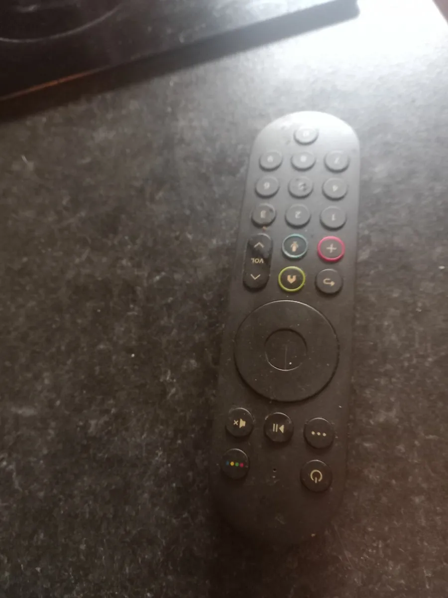 Sky remotes x 2 - Image 1