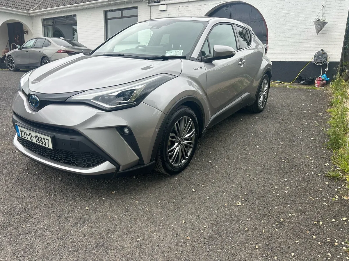 2022 Toyota CHR - Image 3