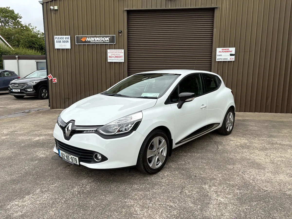 Renault Clio 2016 ONLY 102000KM MINT CONDITION - Image 3