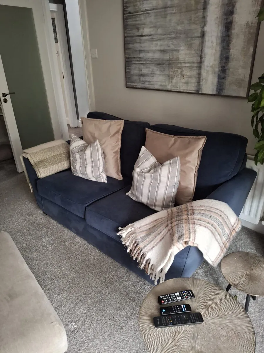 Two seater sofas - Image 3
