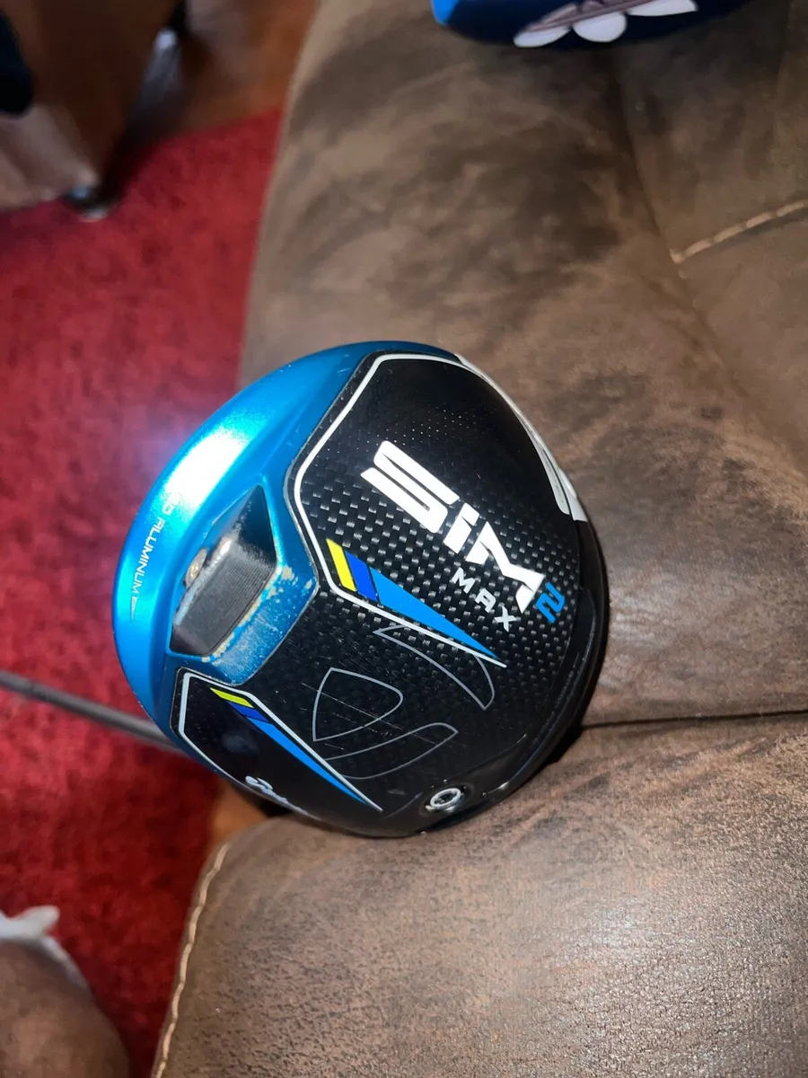 Taylormade Sim 2 Max Driver 9 degree Stiff - Image 1