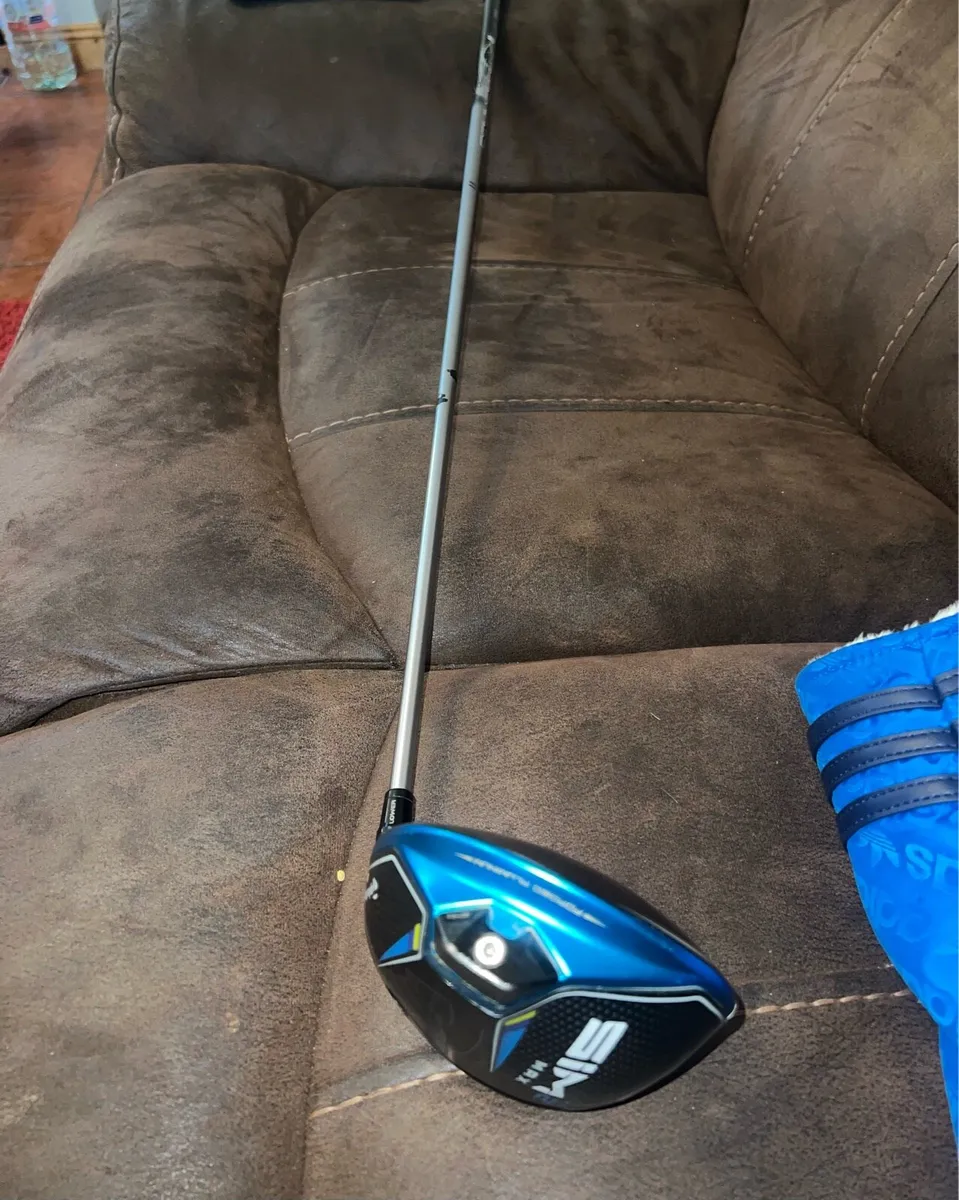 Taylormade Sim 2 Max Driver 9 degree Stiff - Image 2