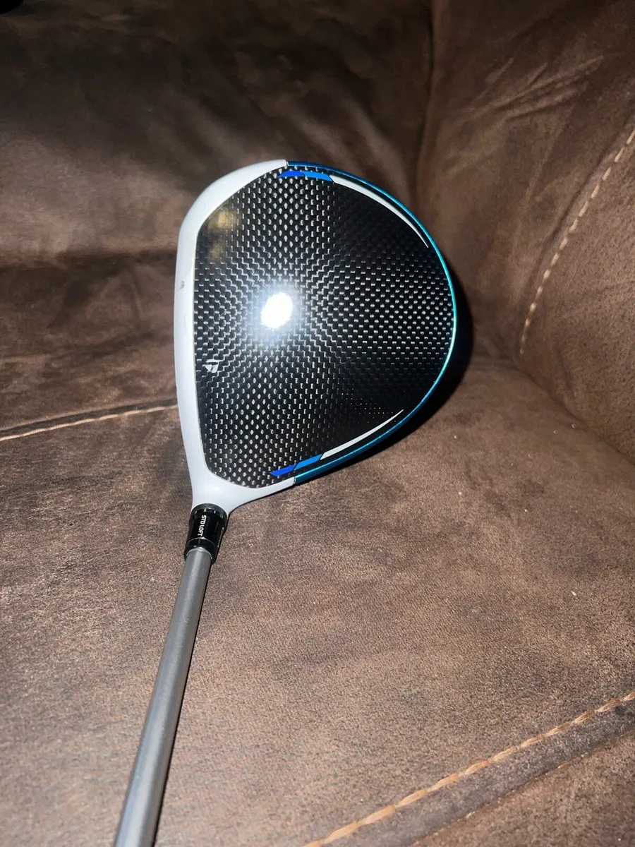Taylormade Sim 2 Max Driver 9 degree Stiff - Image 4