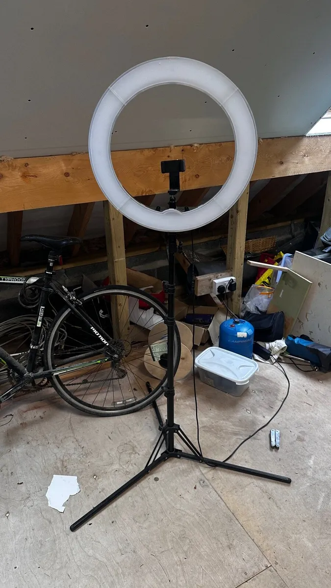 Neewer ring light 18” - Image 2