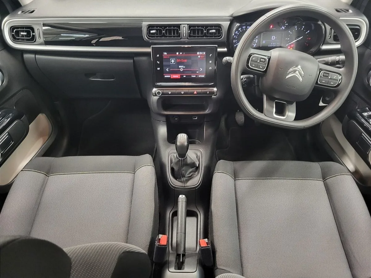 Citroen C3 Feel Exclusive 1.2 Puretech 83 From  4 - Image 4