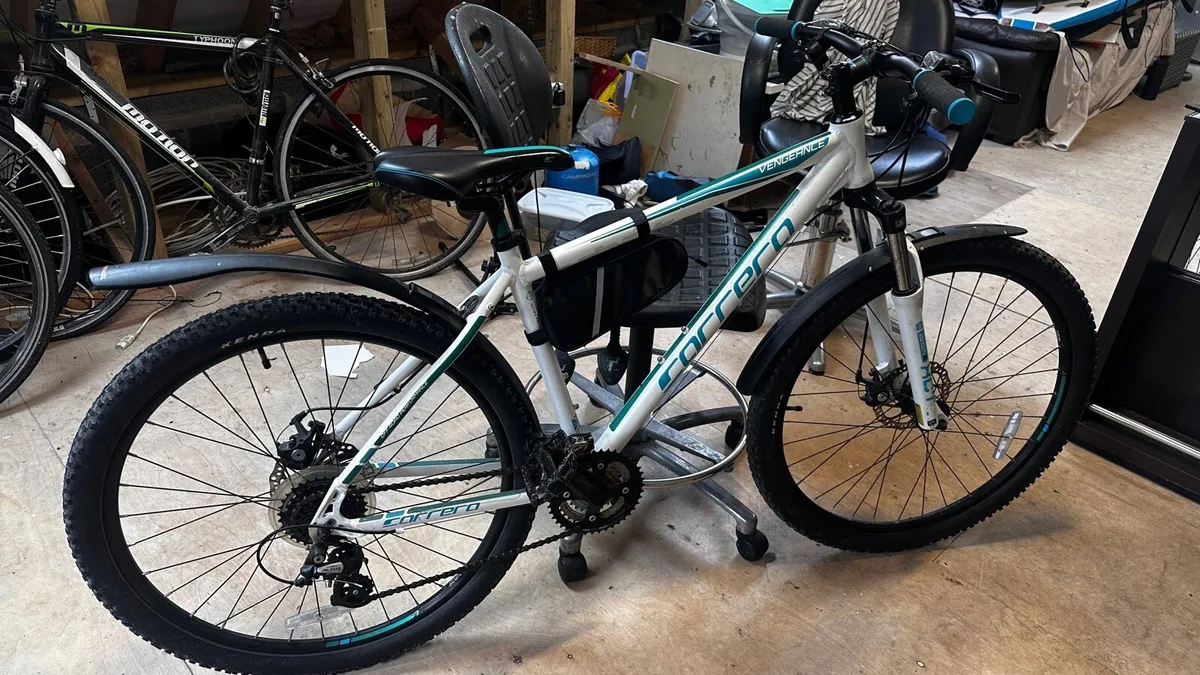 Carrera Vengeance Bike - Image 2