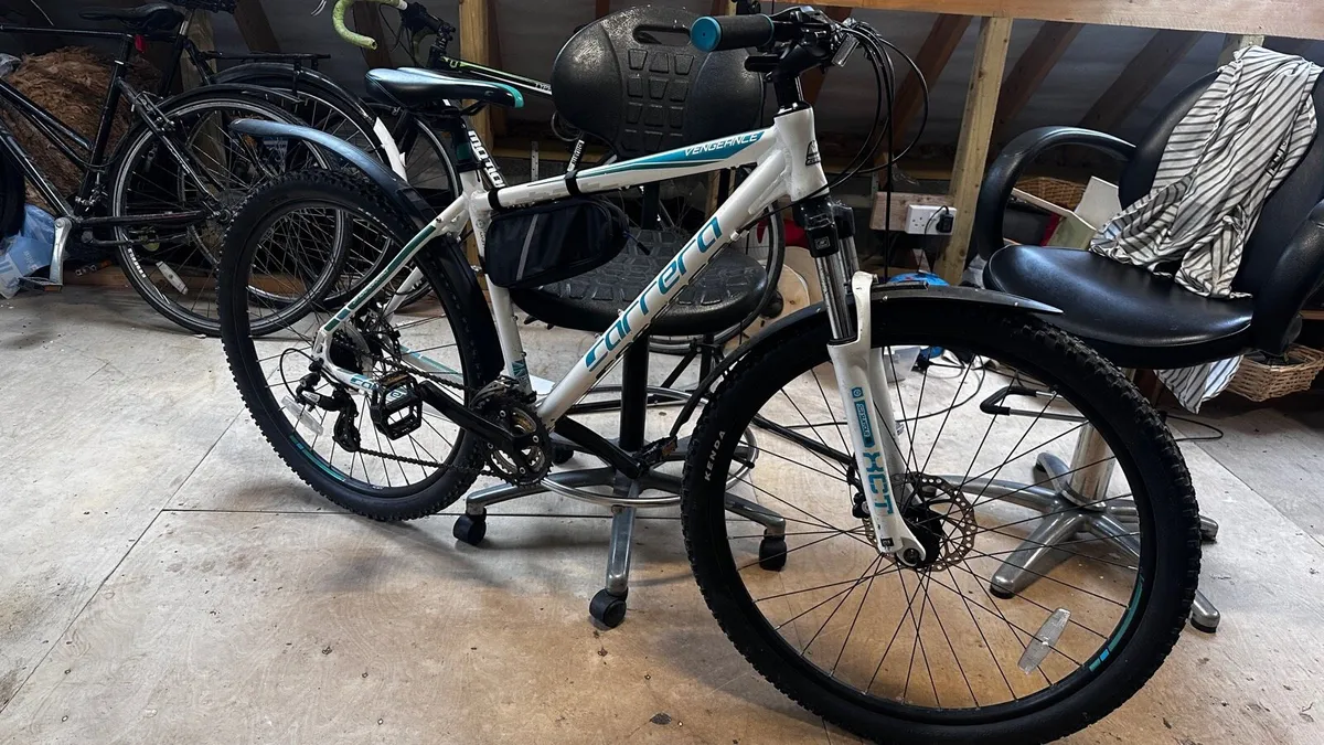 Carrera Vengeance Bike - Image 4