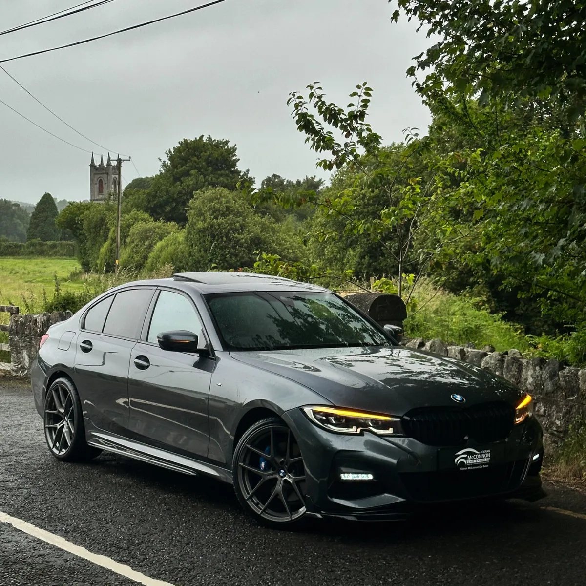 2020 (202)  BMW 330e M-SPORT PRO EDITION SUNROOF - Image 1