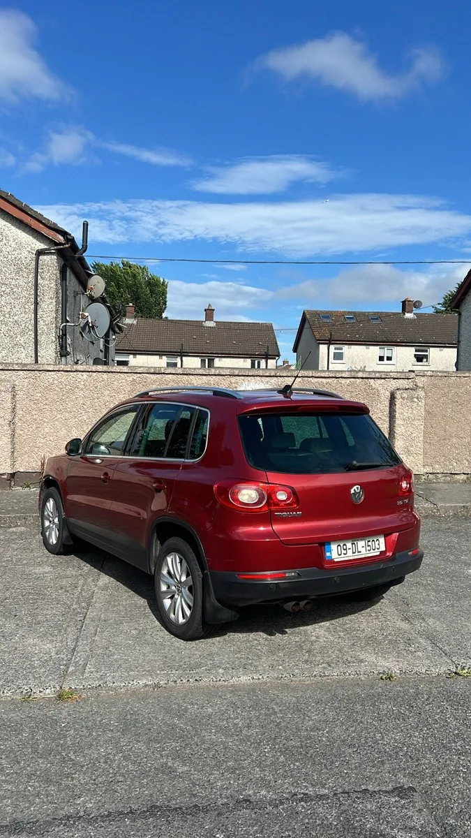 Volkswagen Tiguan - Image 3