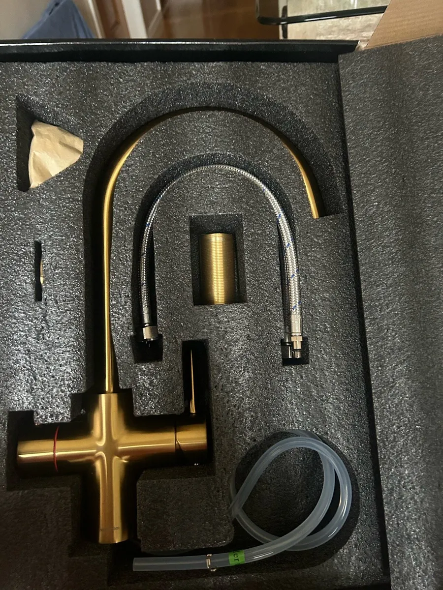 Boiling water tap 3 in 1 - Image 1