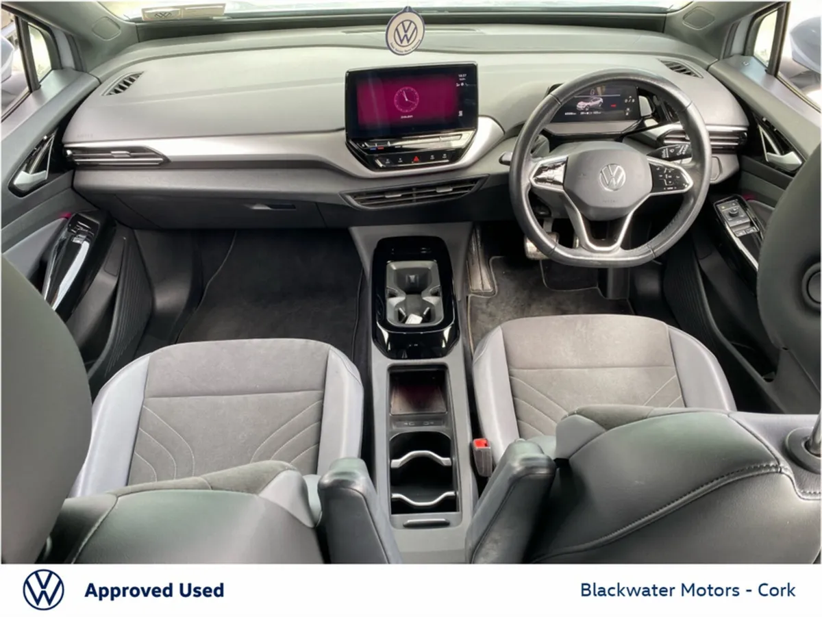 Volkswagen ID.4 LIFE DX 77KWH 174BHP PRO LIFE - Image 3
